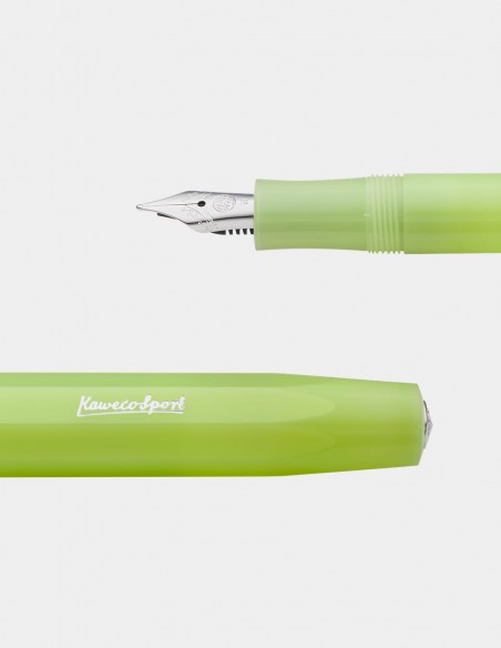 Penna stilografica Kaweco Frosted Sport colore Fine Lime trasparente dettaglio punta