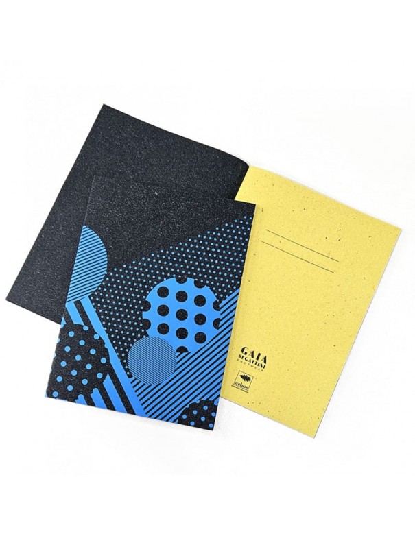 Quaderno di Gaia Segattini Knotwear con copertina in cuoio riciclato formato A5 combinazioni di colore nero e blu