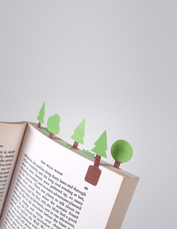 segnalibri adesivi Forest Duncan Shotton vista in uso