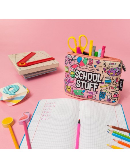 astuccio morbido in neoprene SCHOOL STUFF ambientazione in rosa