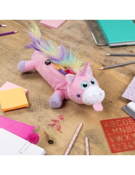 astuccio grande peluche unicorno RAINBOW UNICORN PINK ambientazione su scrivania